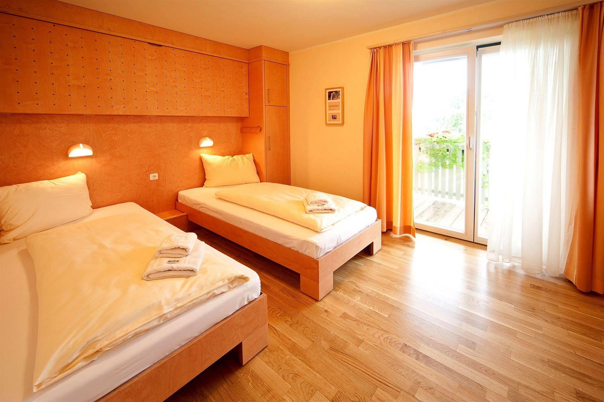 Jufa Hotel Fuerstenfeld Exterior photo